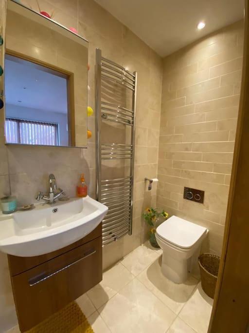 Apartamento The Retreat, A Relaxing Getaway For Couples Hambrook Exterior foto